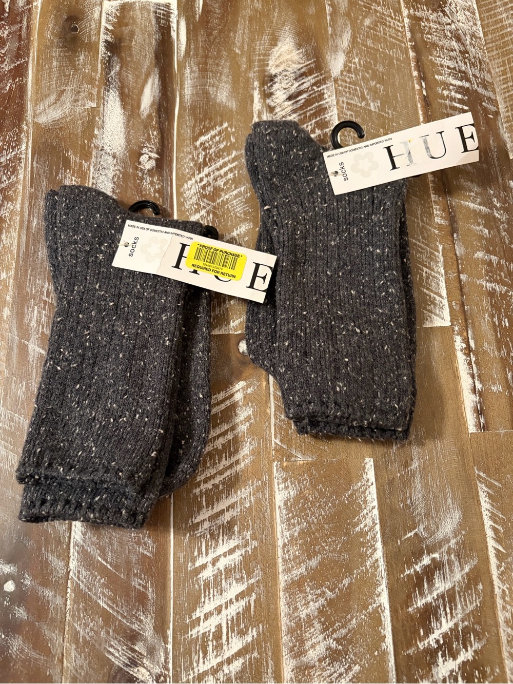HUE Speckled Knit Socks - Charcoal Gray
for men